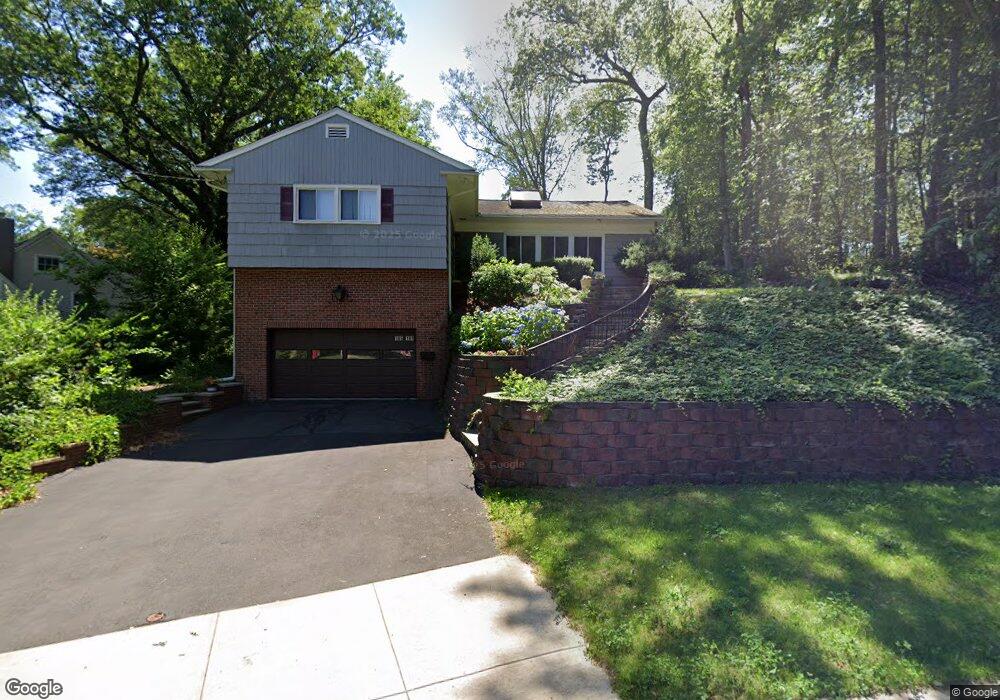 189 Laurel Rd, New Haven, CT 06515 - photo 1