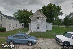 102 S Cory St, Mooreland, IN 47360