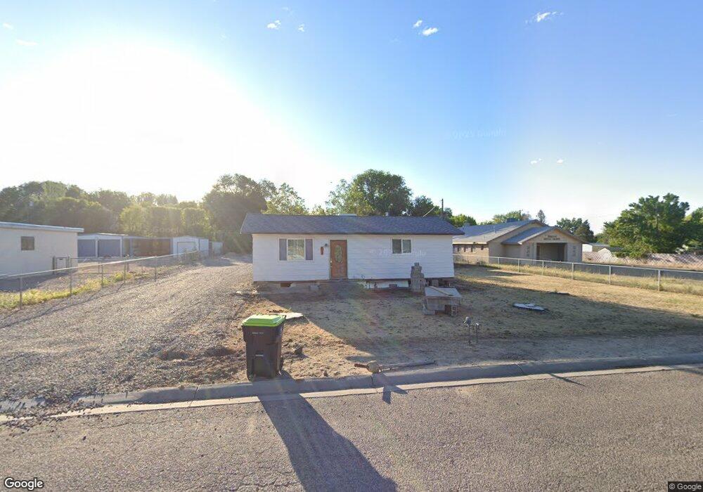 616 N Island St, Bloomfield, NM 87413 - photo 1