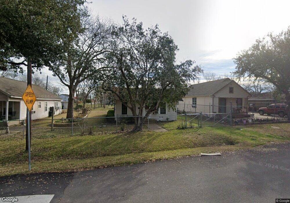 405 1st St, Rosenberg, TX 77471 - photo 1