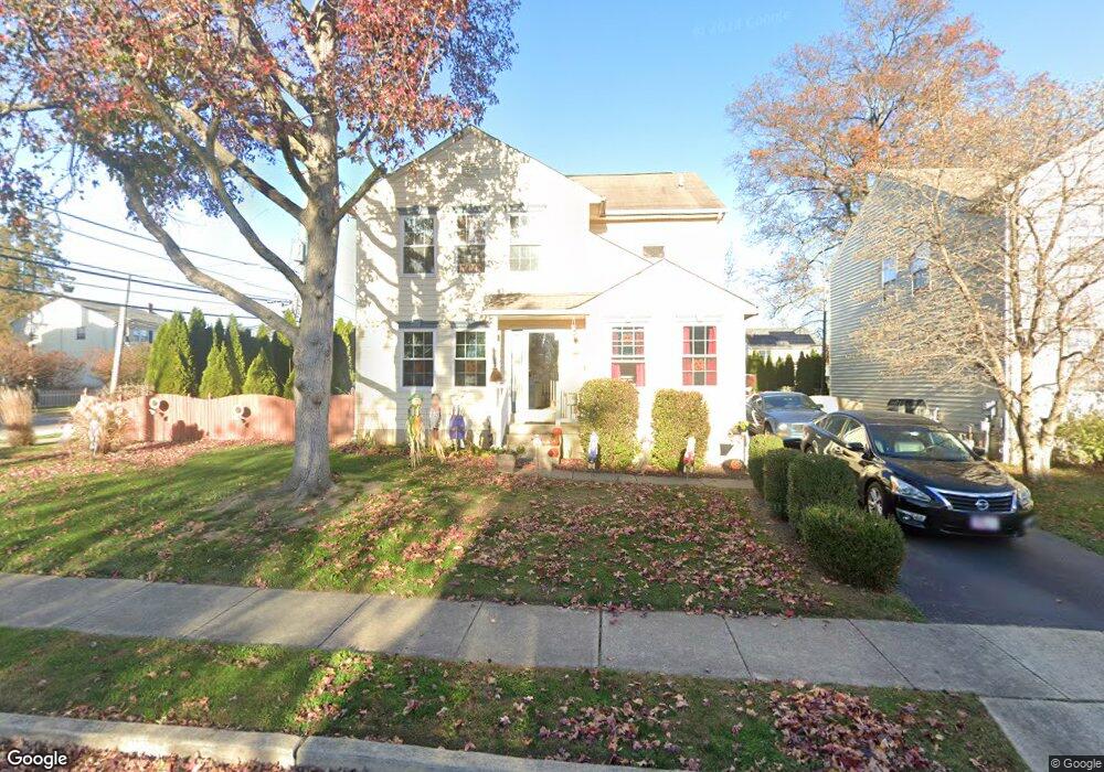 954 Mitchell Ave, Morton, PA 19070 - photo 1