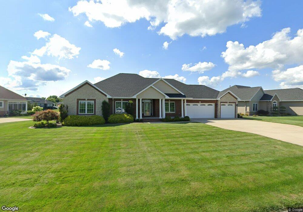 16763 Stoneridge Dr, Effingham, IL 62401 - photo 1