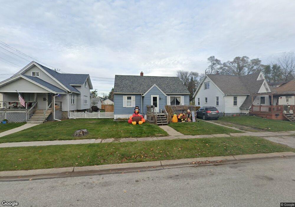 2725 Sturges St, Port Huron, MI 48060 - photo 1