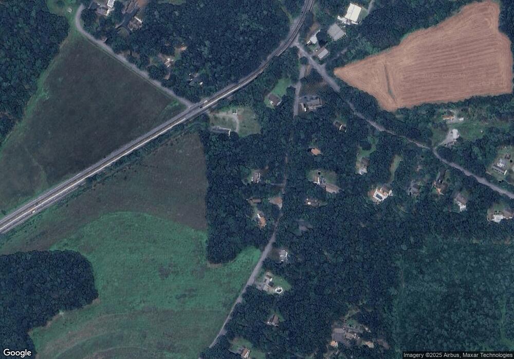 1363 Laurel Ln, New Ringgold, PA 17960 - photo 1