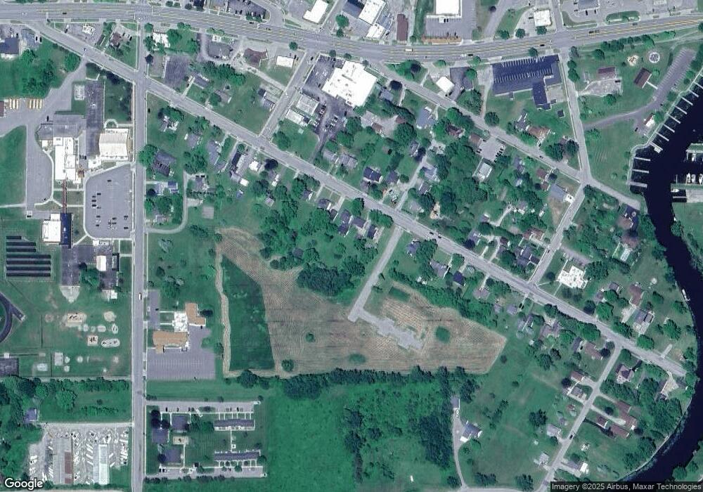 222 E Michigan Ave, Au Gres, MI 48703 - photo 1