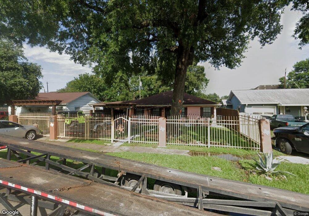 3119 Roe Dr, Houston, TX 77087 - photo 1