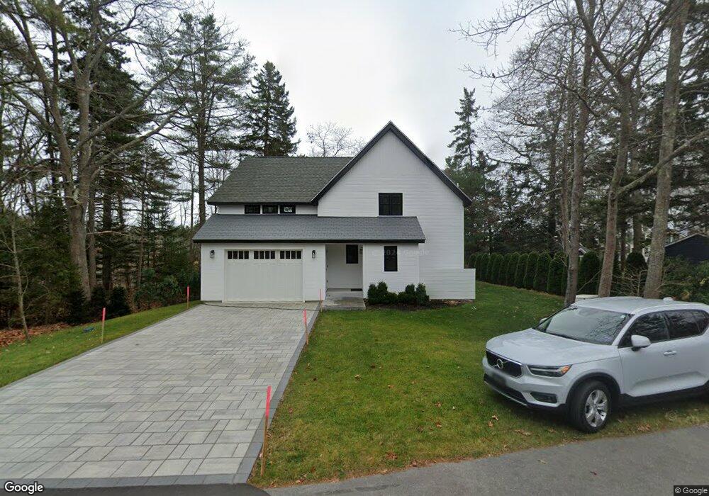 11 Shore Dr, Freeport, ME 04032 - photo 1
