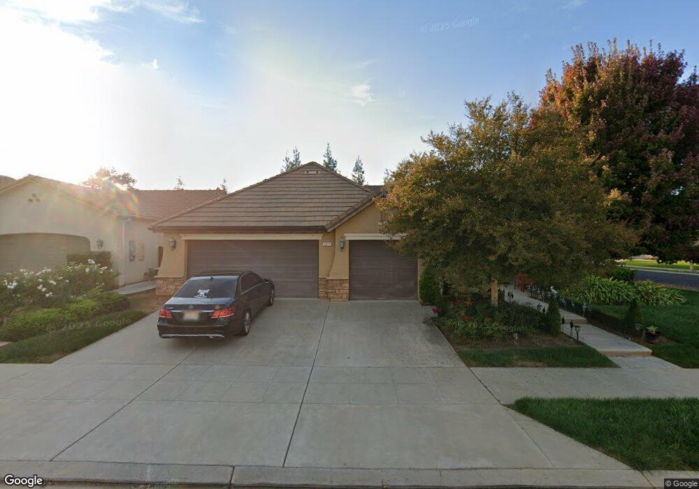 3210 Graybark Ave, Clovis, CA 93619 - photo 1