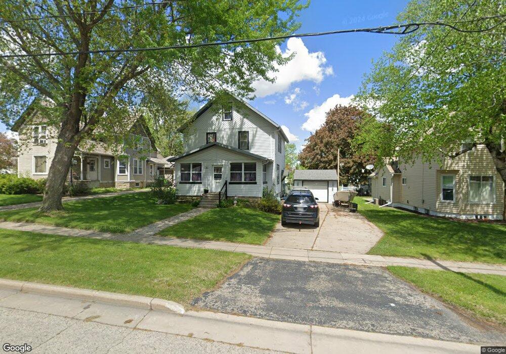 108 W Brown St, Waupun, WI 53963 - photo 1