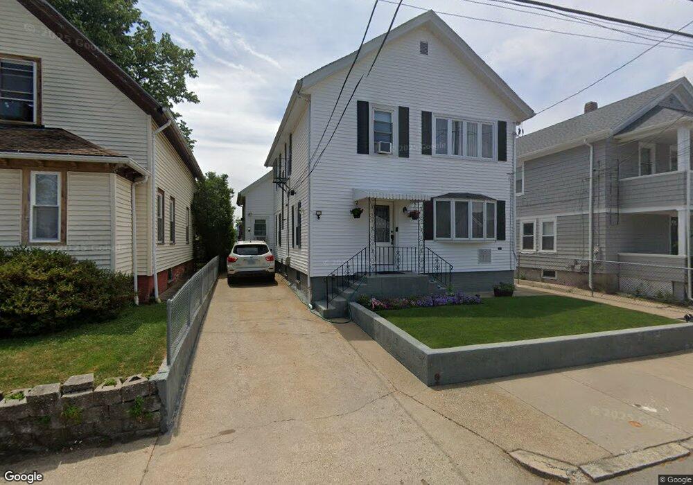 161 Hunts Ave, Pawtucket, RI 02861 - photo 1