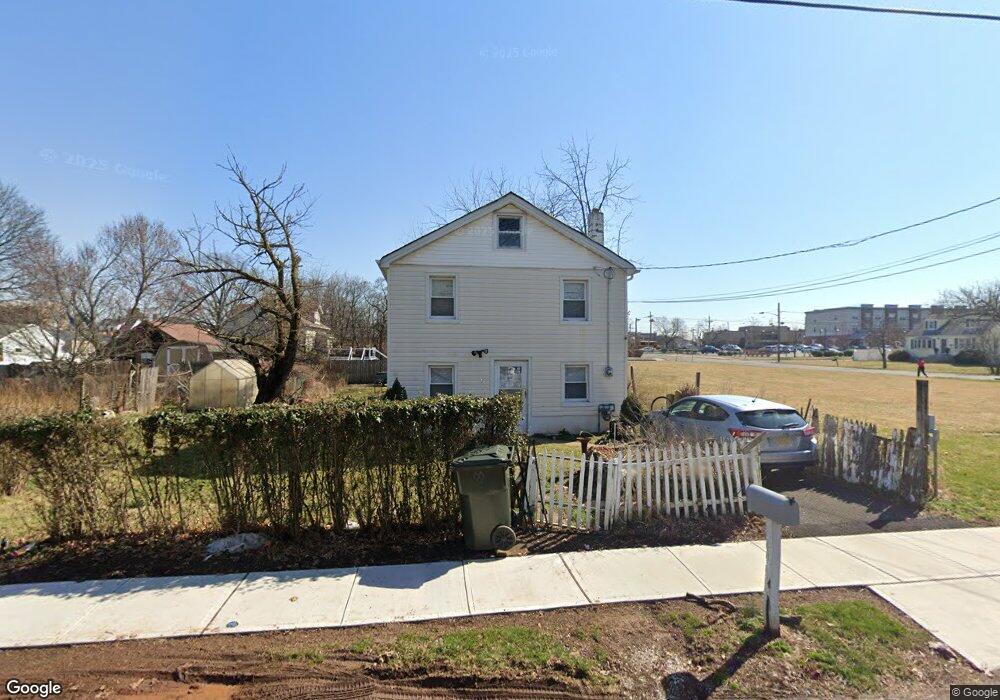 472 Lewis St, Somerset, NJ 08873 - photo 1