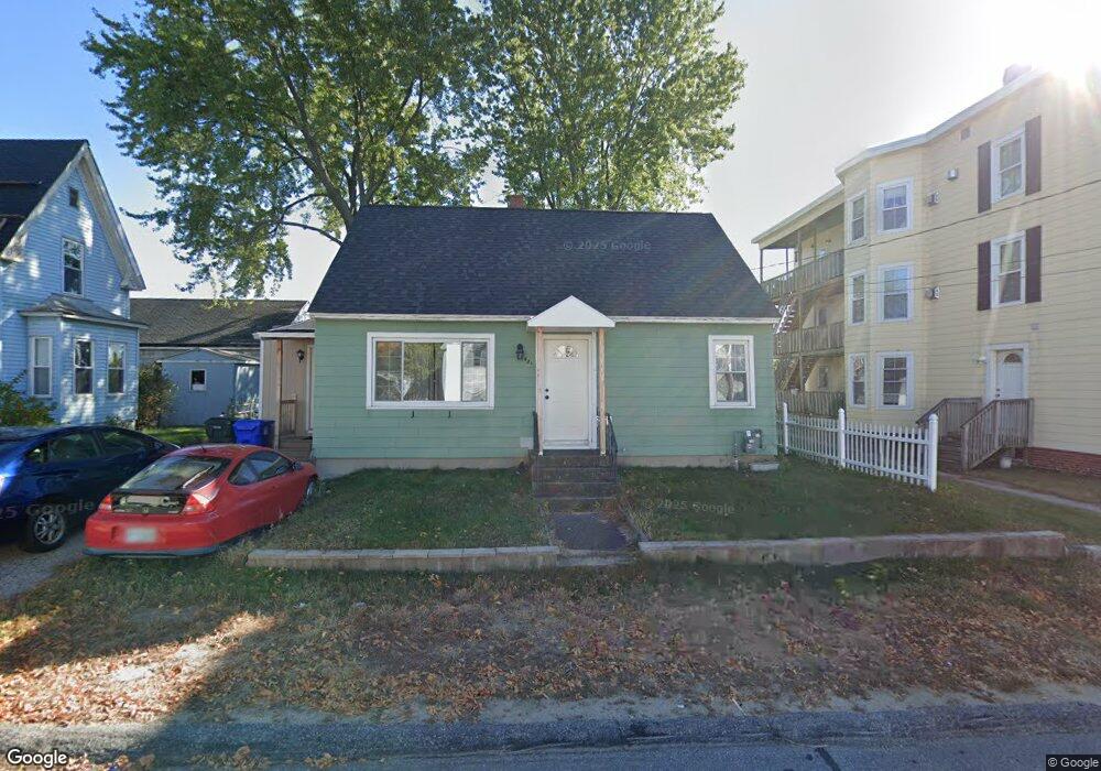 431 Shasta St, Manchester, NH 03103 - photo 1