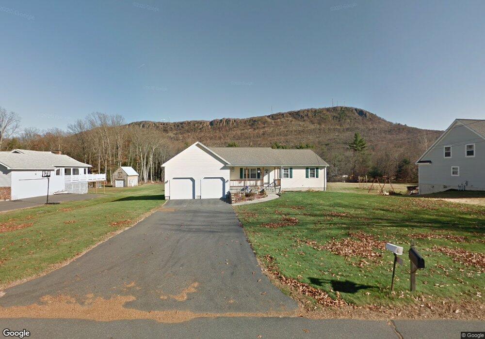 31 Brook St, Easthampton, MA 01027 - photo 1