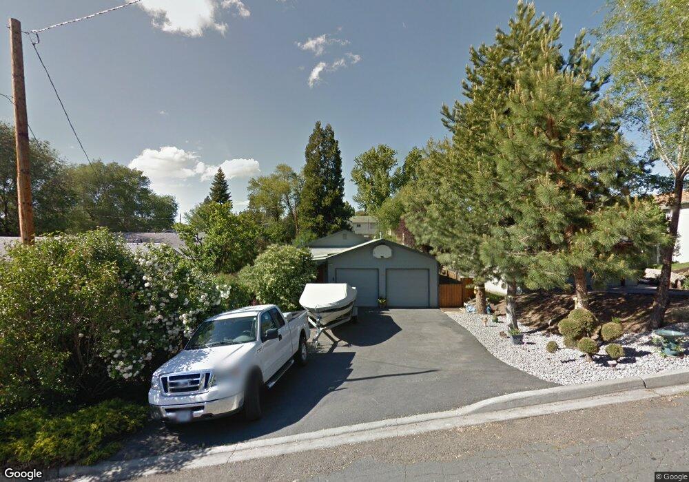 321 Trinity St, Klamath Falls, OR 97601 - photo 1