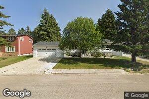 808 6th St NE, Rolla, ND 58367