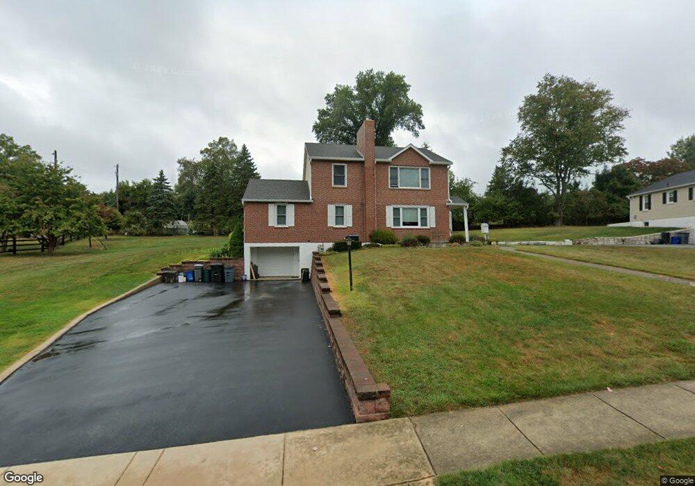 2741 Hillview Rd, Broomall, PA 19008 - photo 1