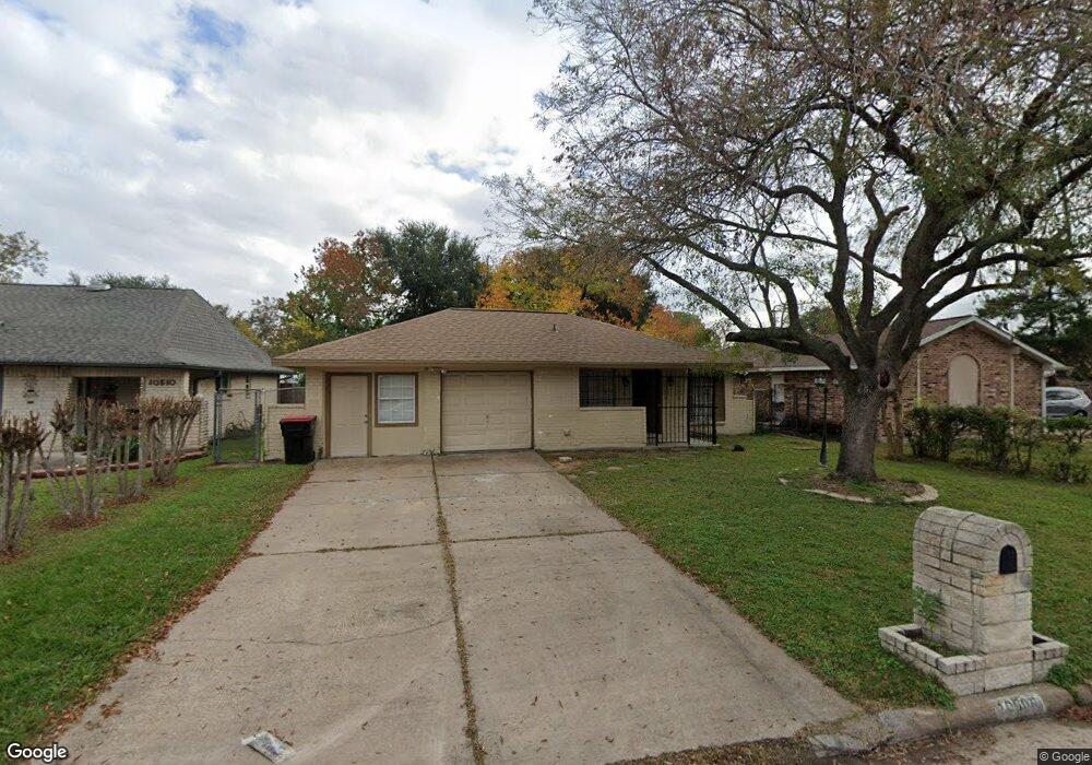 10506 Summerbrook Dr, Houston, TX 77038 - photo 1