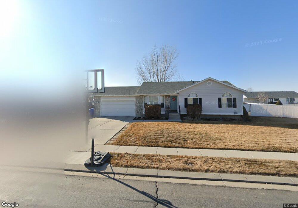7102 Swan Hill Dr, West Jordan, UT 84081 - photo 1