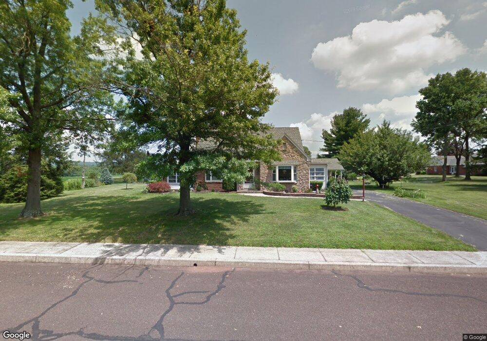 613 Washington St, East Greenville, PA 18041 - photo 1