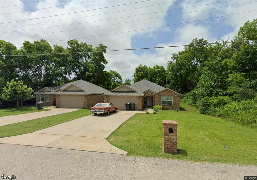 1404 White St, Ardmore, OK 73401 - photo 1