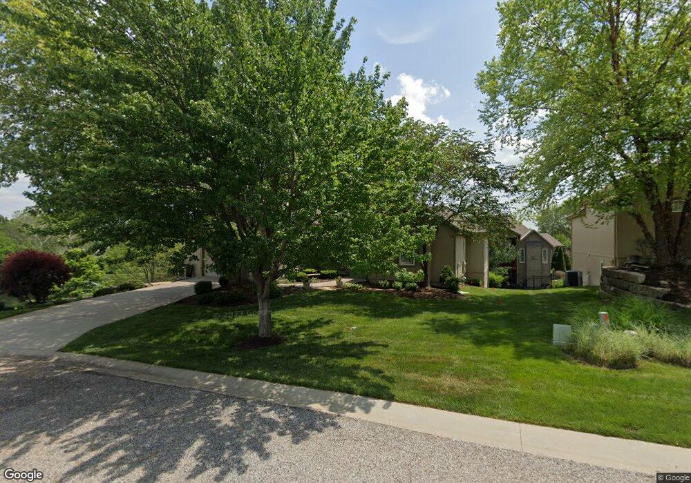 19318 W 98th St, Lenexa, KS 66220 - photo 1
