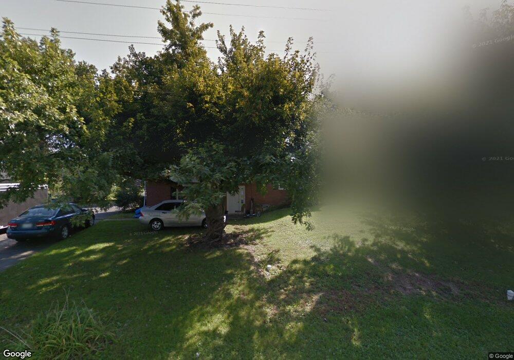 150 Edgewater Dr, Chambersburg, PA 17202 - photo 1