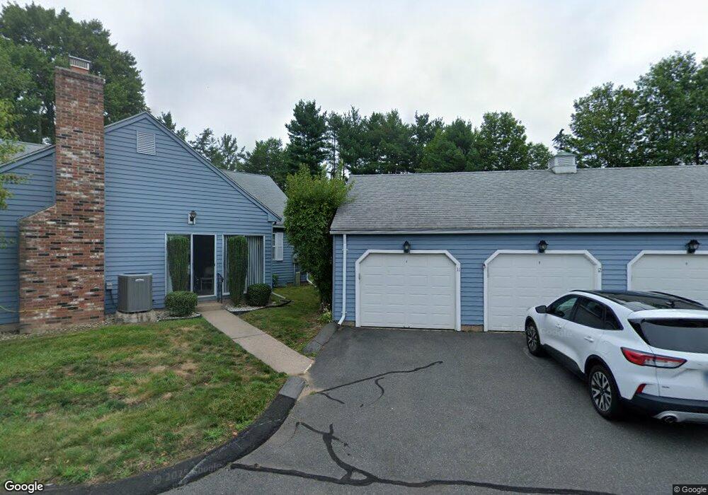 12 Strathmore Ln, Suffield, CT 06078 - photo 1