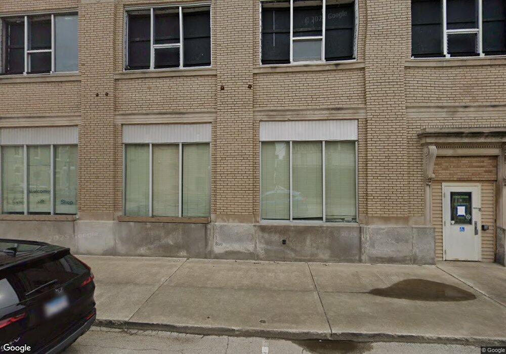 501 Pulaski St, Lincoln, IL 62656 - photo 1