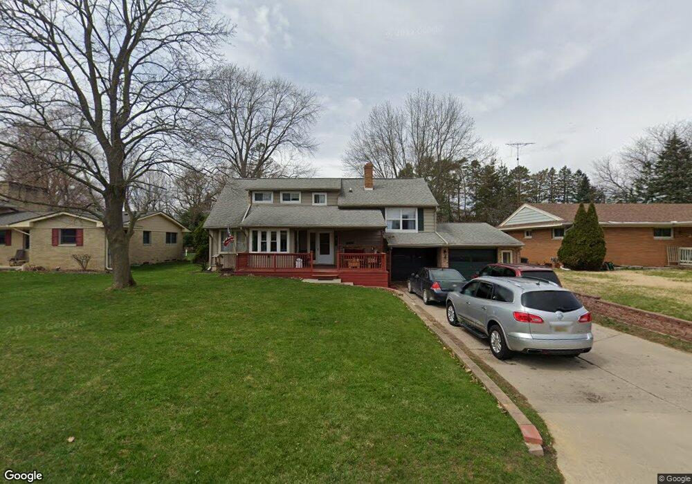513 James Connis Dr, Flushing, MI 48433 - photo 1
