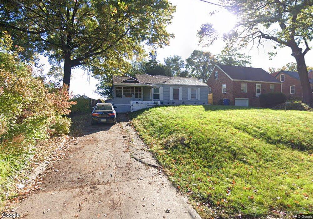1615 31st St, Des Moines, IA 50311 - photo 1