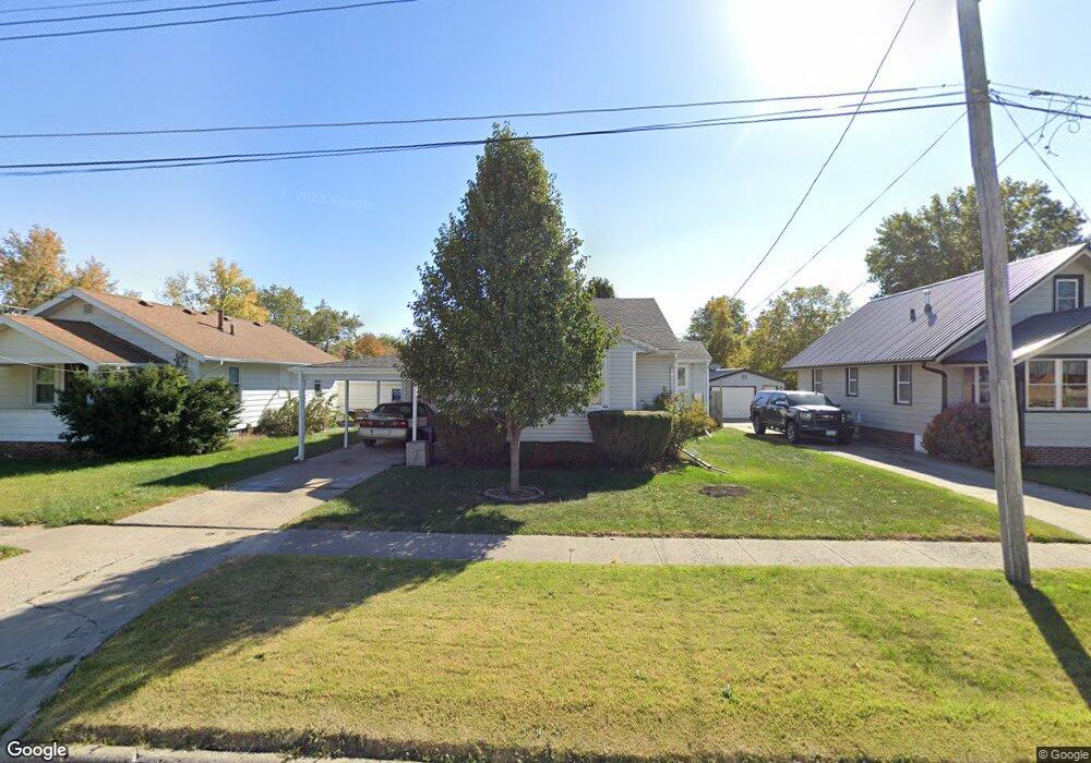 519 N 9th Ave E, Newton, IA 50208 - photo 1