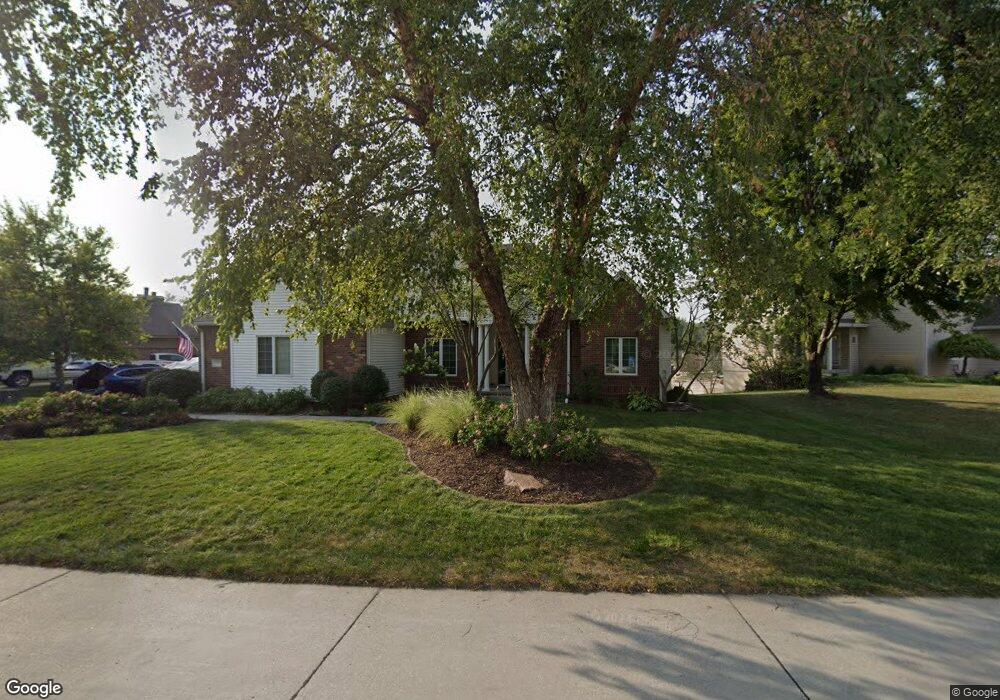 16610 Hilo Cir, Papillion, NE 68046 - photo 1