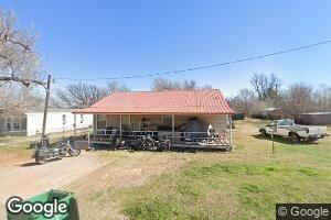209 S 8th St, Walters, OK 73572