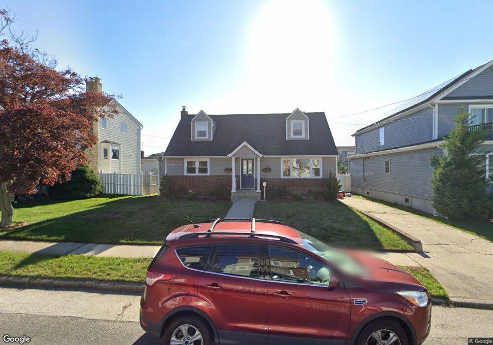 49 Sagamore Rd unit Upper, Island Park, NY 11558 - photo 1