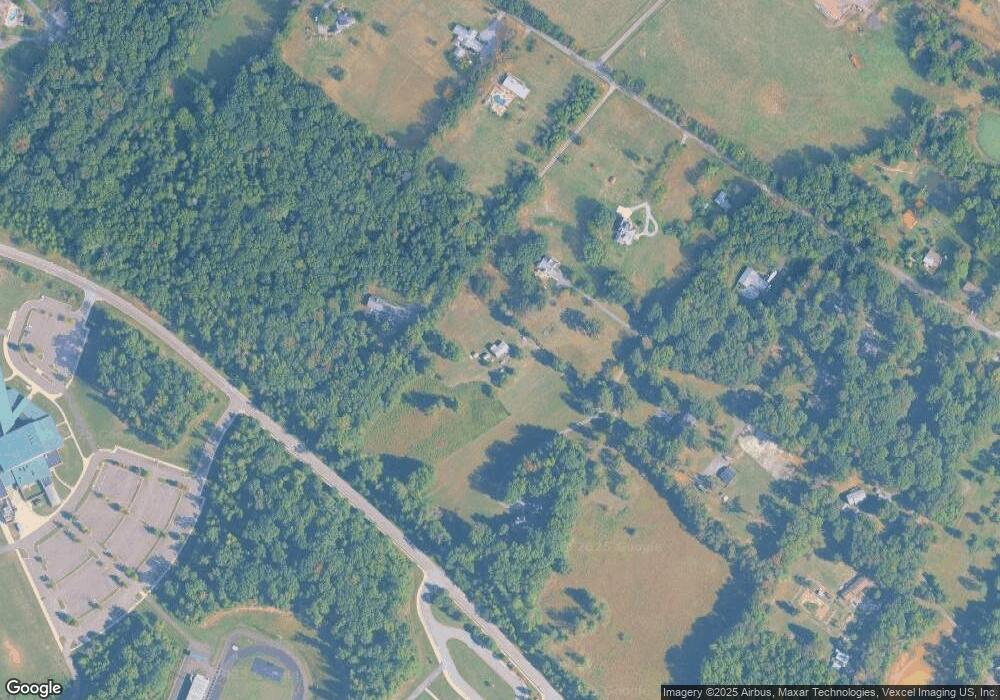 7328 Toler Dr, Nokesville, VA 20181 - photo 1