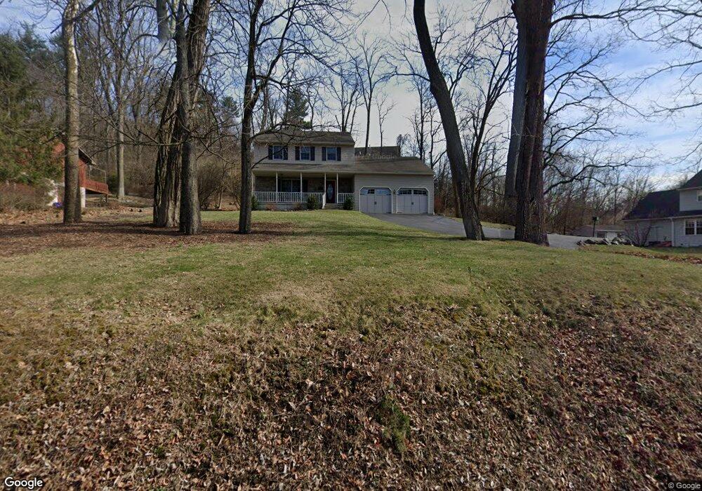350 Mountain View Rd, Reading, PA 19607 - photo 1
