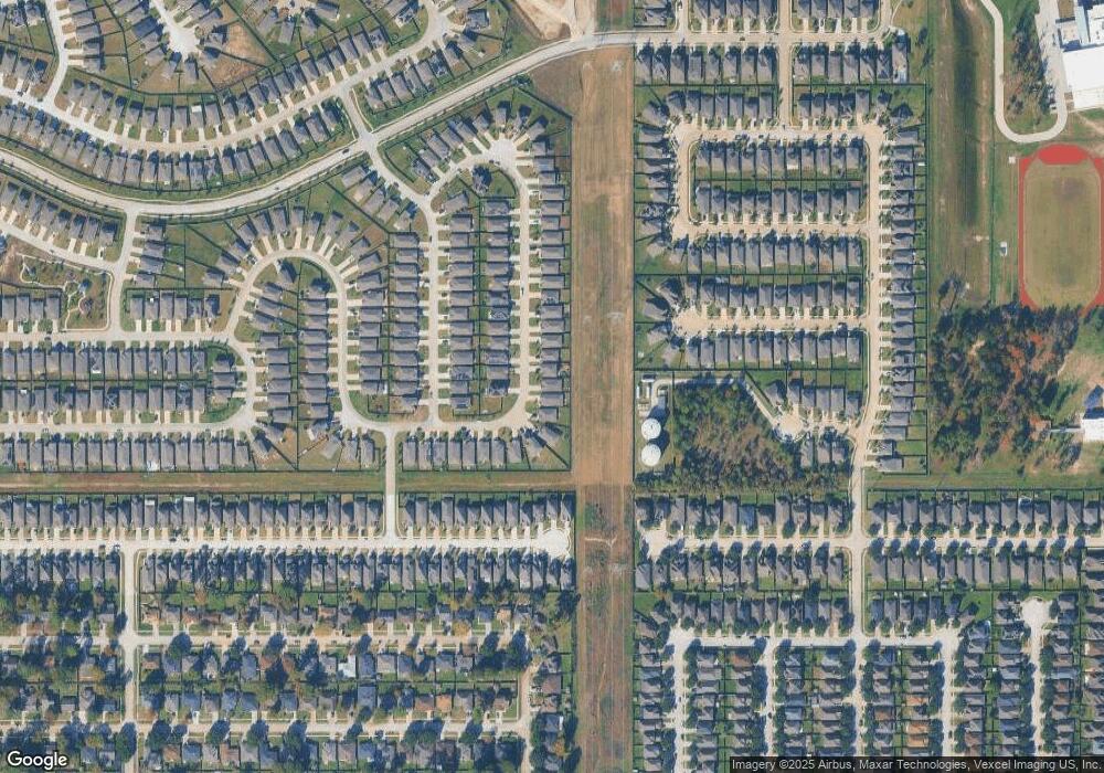 15214 Crescent Brookfield Dr, Humble, TX 77396 - photo 1