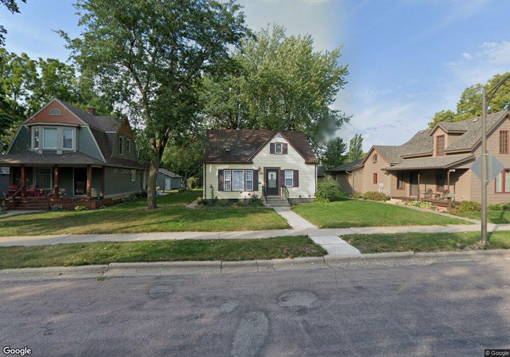 21 N Payne St, New Ulm, MN 56073 - photo 1