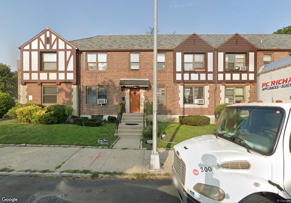 21-30 79 St unit 1, E. Elmhurst, NY 11370 - photo 1