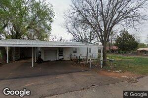 1502 N 3rd St, Sayre, OK 73662