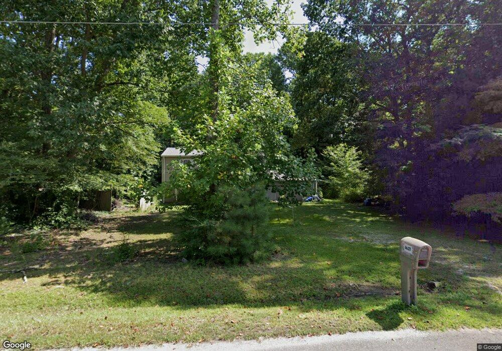 6637 Lake View Dr, Gloucester, VA 23061 - photo 1