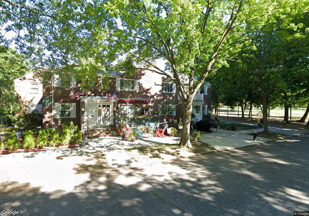 26455 Langston Ave unit B, Glen Oaks, NY 11004 - photo 1