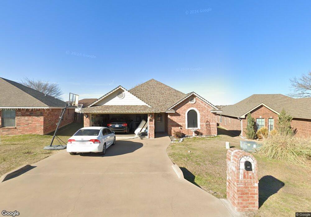 707 Rambling Ct, Granbury, TX 76049 - photo 1