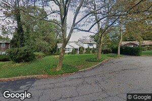 7 Diamond Ct, Huntington, NY 11743