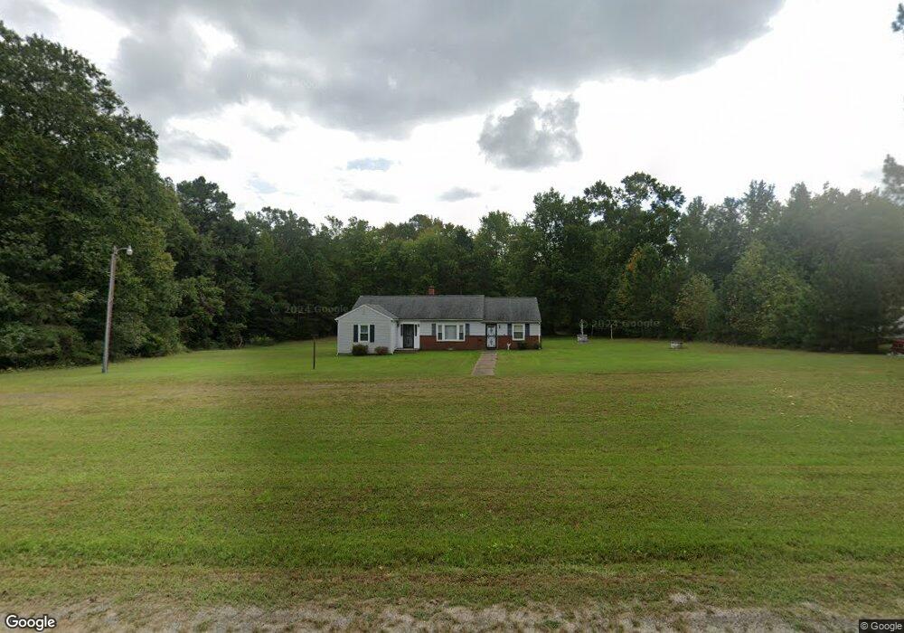 37 Claymont Rd, Colonial Beach, VA 22443 - photo 1