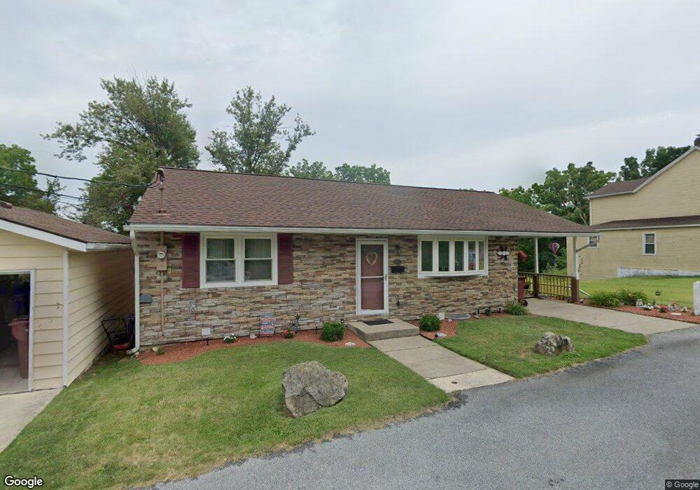3214 Quarry St, Whitehall, PA 18052 - photo 1
