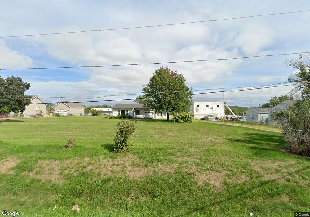 4034 E Ave NW, Cedar Rapids, IA 52405 - photo 1