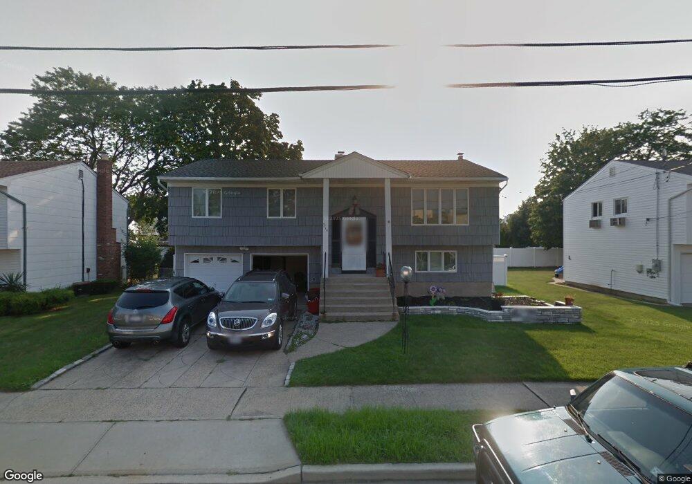 3714 Oceanside Rd E, Oceanside, NY 11572 - photo 1