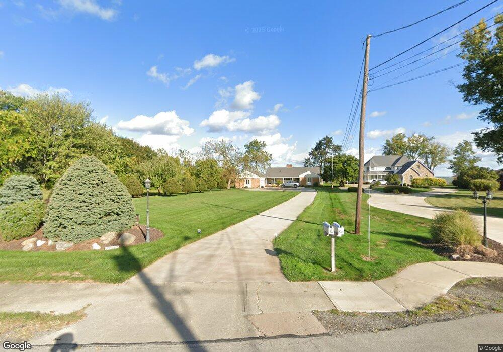 4995 E Lake Rd, Sheffield Lake, OH 44054 - photo 1