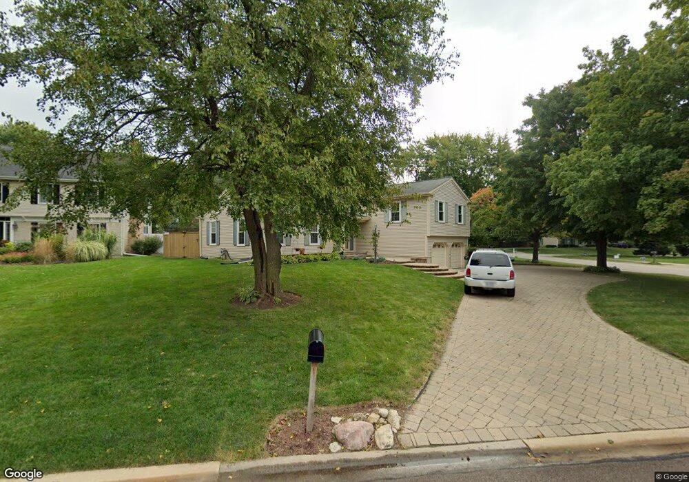 1082 Bluestem Ln, Batavia, IL 60510 - photo 1